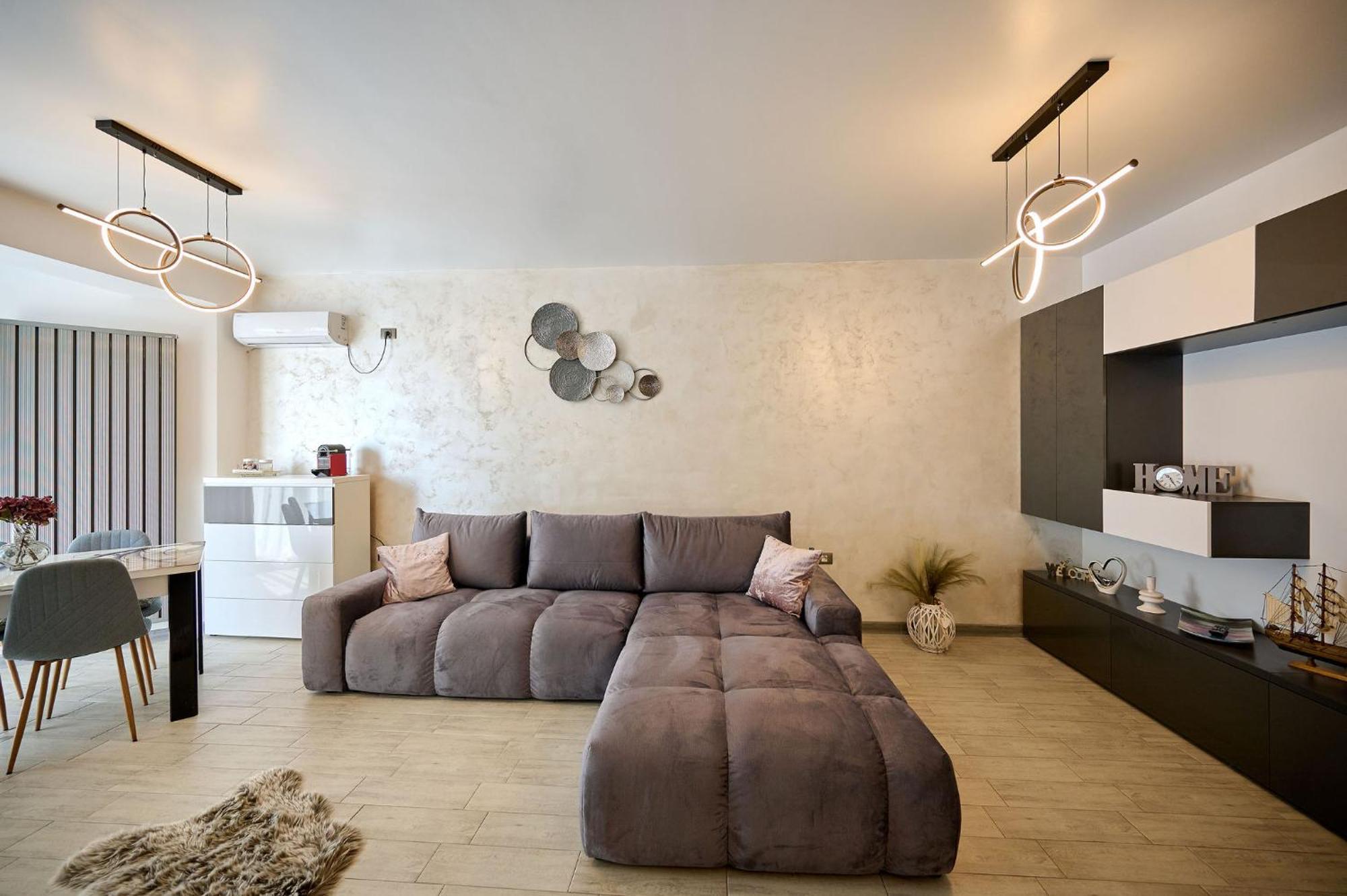 Maya Apartment- Spa N Pools Beach Resort Mamaia Esterno foto