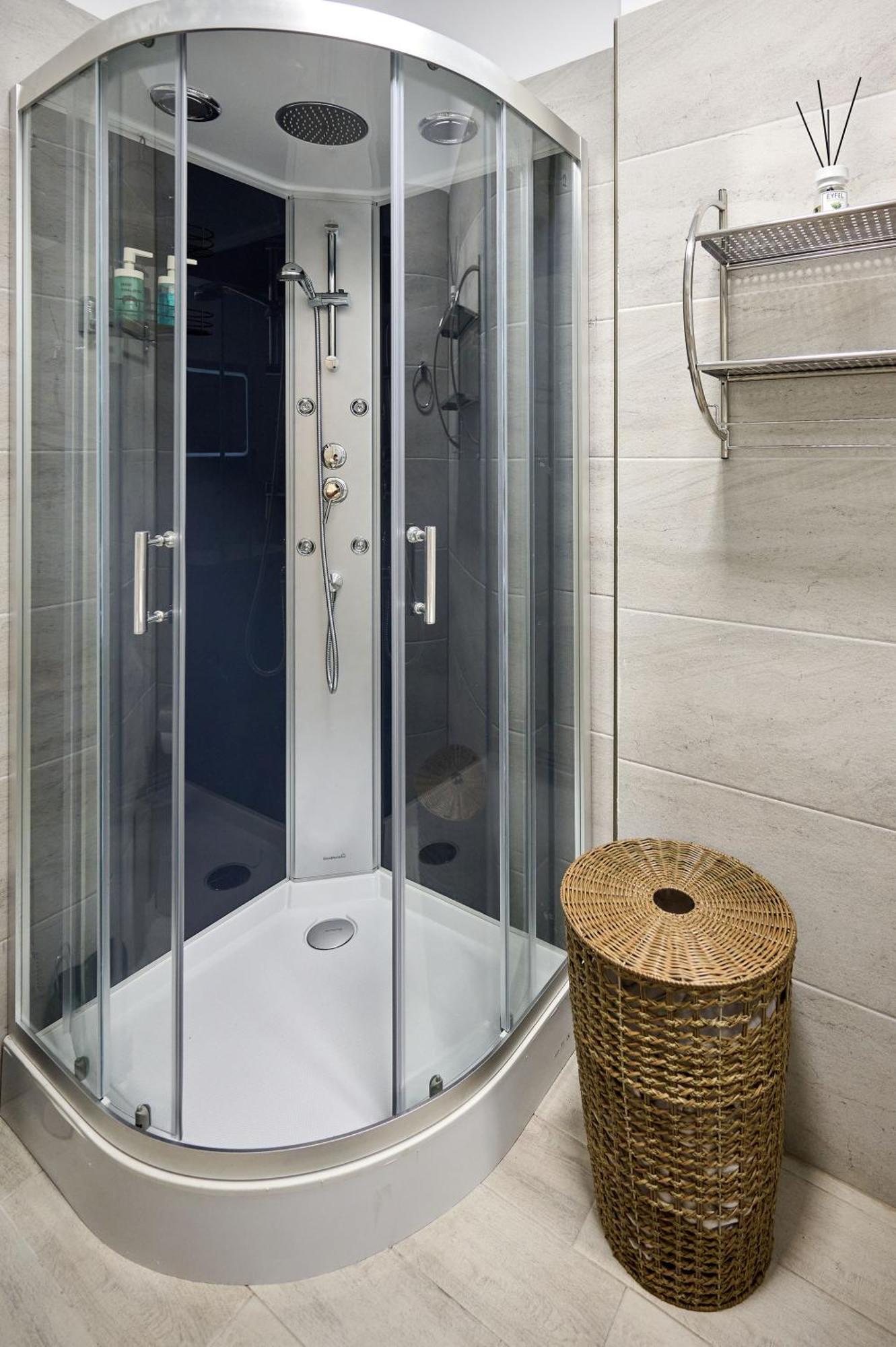 Maya Apartment- Spa N Pools Beach Resort Mamaia Esterno foto